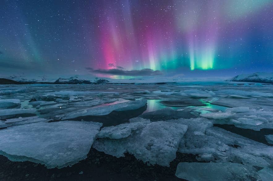 The northern lights as seen above Jokulsarlon glacier lagoon The northern lights as seen above Jokulsarlon glacier lagoon