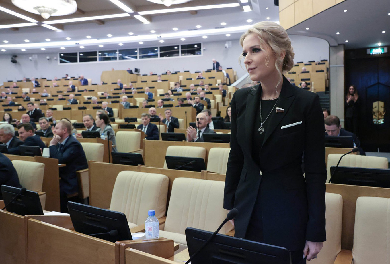 
					Yana Lantratova.					 					duma.gov.ru				