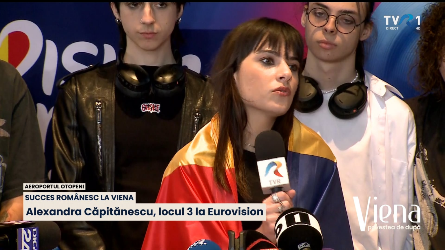 Alexandra: “There were people who told me: “well, what you want to do is impossible because in Romania rock doesn’t work, in Romania you die of hunger with rock, in Romania no, in Romania no and in Romania no.” And now the moment has come when I said: Look brother… in Romania! It was possible in Romania Alexandra: "There were people who told me: "well, what you want to do is impossible because in Romania rock doesn't work, in Romania you die of hunger with rock, in Romania no, in Romania no and in Romania no." And now the moment has come when I said: Look brother... in Romania! It was possible in Romania