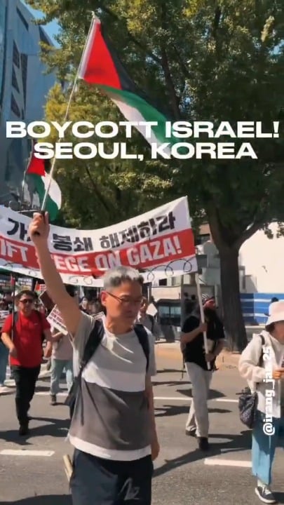 From the streets of Seoul, Korea, in support of Palestine.