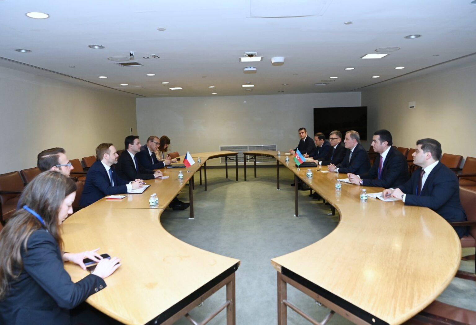 Azerbaijan, Czech Republic exchange views on regional and international issues (PHOTO) Azerbaijan, Czech Republic exchange views on regional and international issues (PHOTO)