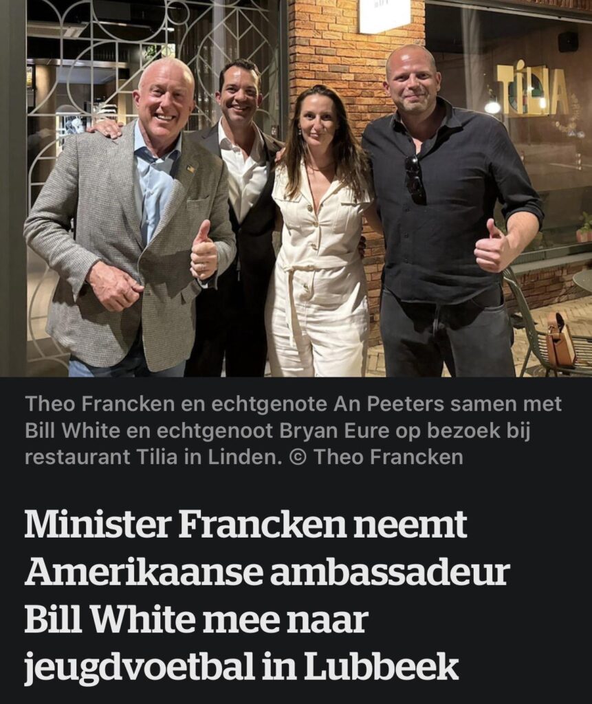 Minister Francken takes American Ambassador Bill White to youth football in Lubbeek