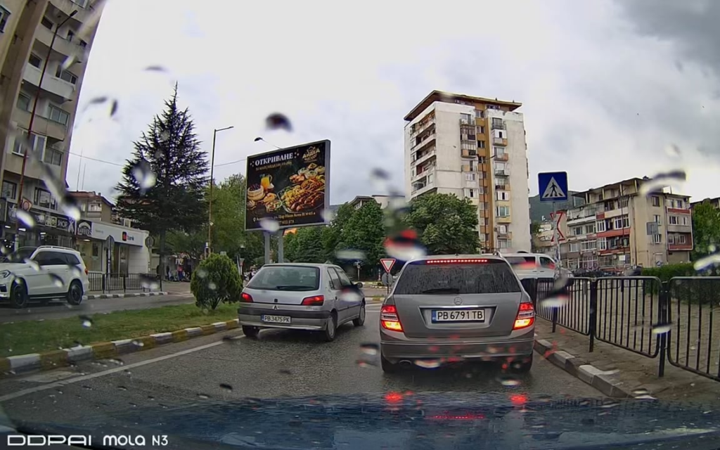 About pedestrian headphones and fines