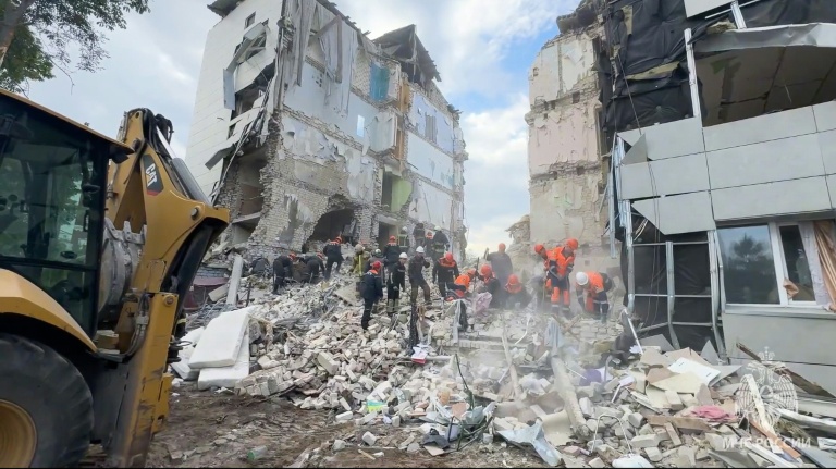 Russia kills 4 in massive Ukraine attack after vowing retaliation Russia kills 4 in massive Ukraine attack after vowing retaliation