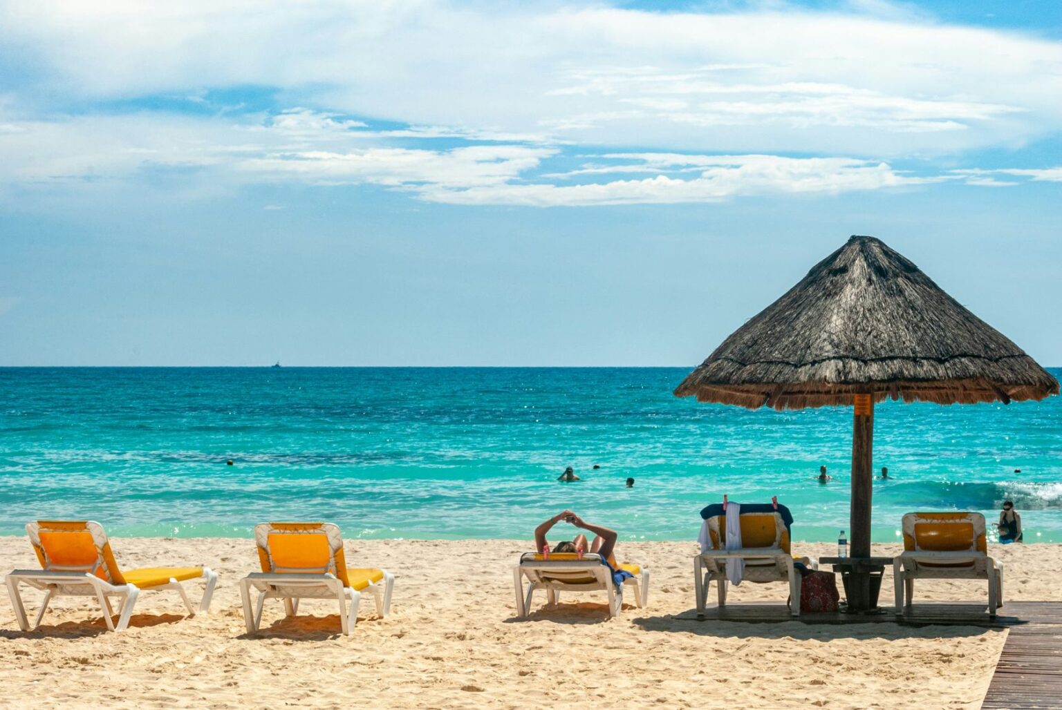 No law in Portugal forbids placing beach umbrella in front of private sunbeds German tourist wins compensation in hotel lack of sunbed dispute