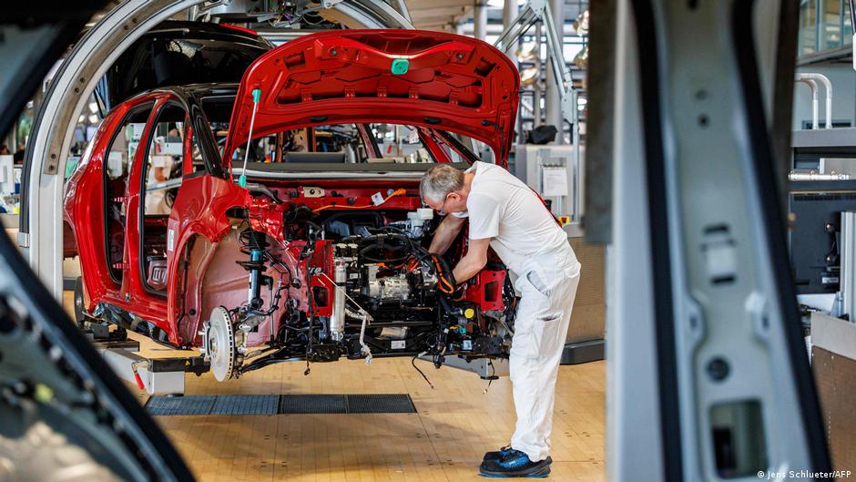 German Economy shows surprise growth despite Iran war