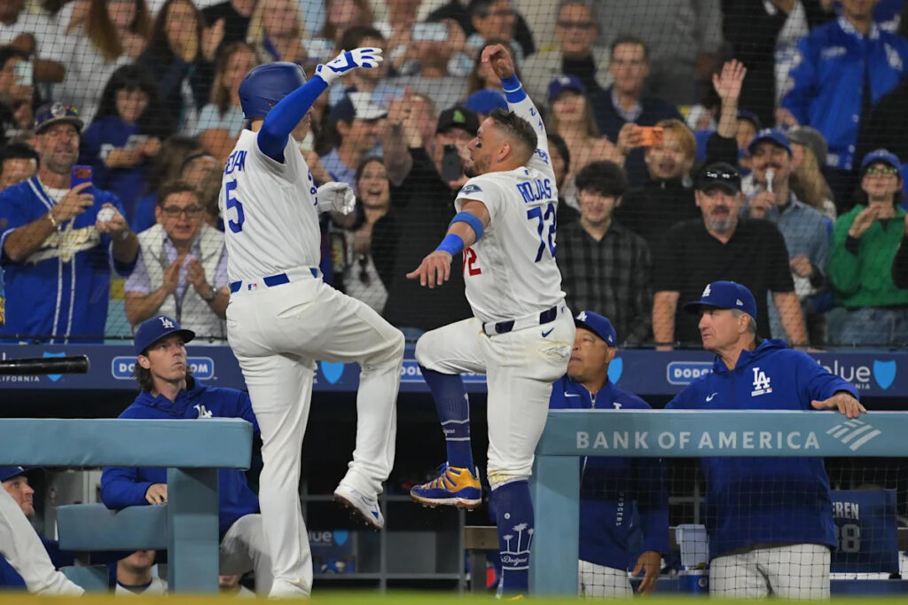 Dodgers do just enough to outlast Braves in opener