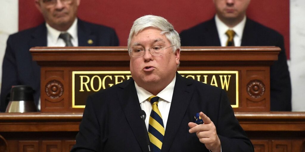 AP Decision Notes: What to expect in West Virginia’s primaries AP Decision Notes: What to expect in West Virginia's primaries