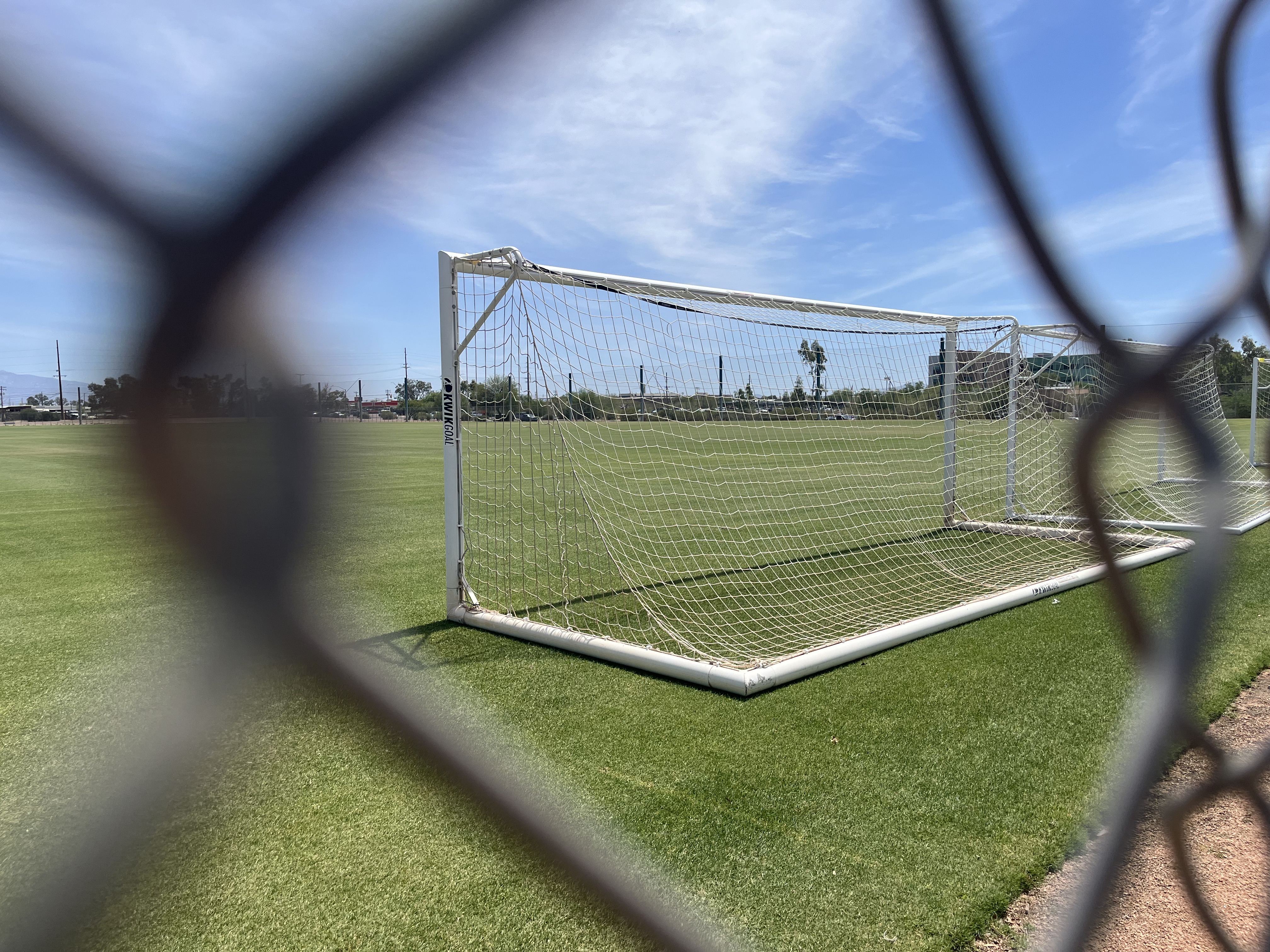 Empty goal at Kino