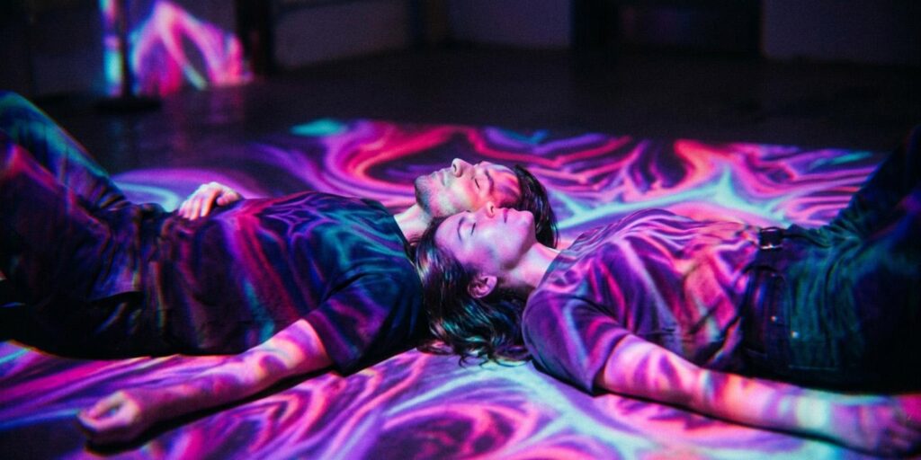 Taking psychedelic substances with a romantic partner is associated with a deeper sense of mutual understanding and enhanced relationship quality. In contrast, using these substances alone might leave partners out of sync, potentially contributing to relationship dissolution later on. Taking psychedelic substances with a romantic partner is associated with a deeper sense of mutual understanding and enhanced relationship quality. In contrast, using these substances alone might leave partners out of sync, potentially contributing to relationship dissolution later on.