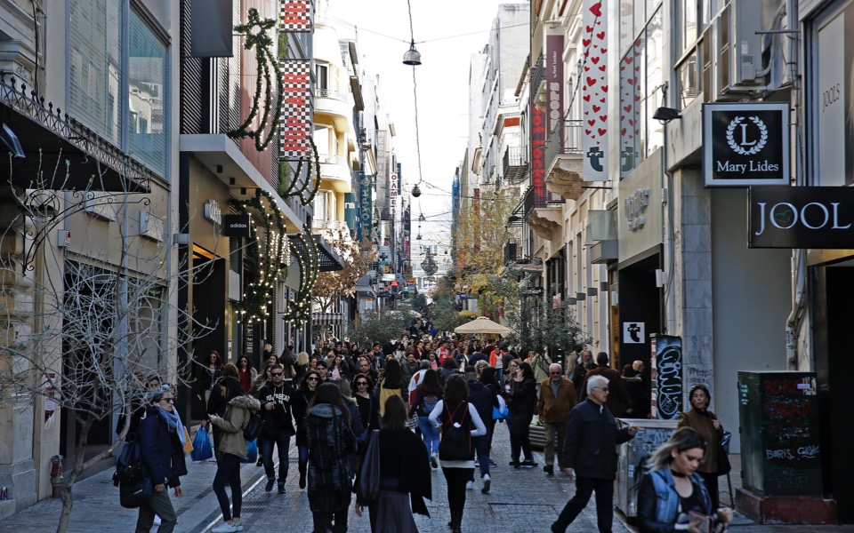 Greece records OECD’s largest per capita income increase 