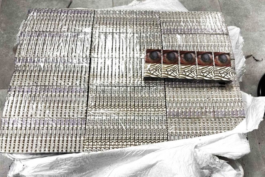 In Lithuania, a man was detained who came to pick up cigarettes transported by balloon from Belarus In Lithuania, a man was detained who came to pick up cigarettes transported by balloon from Belarus