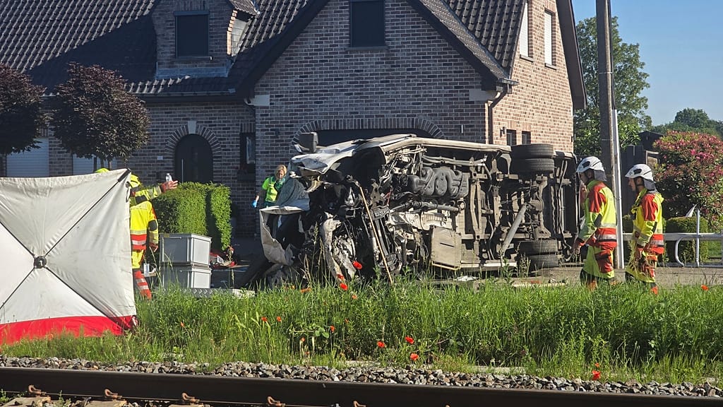 First footage released after deadly train and school minibus crash in Belgium First footage released after deadly train and school minibus crash in Belgium