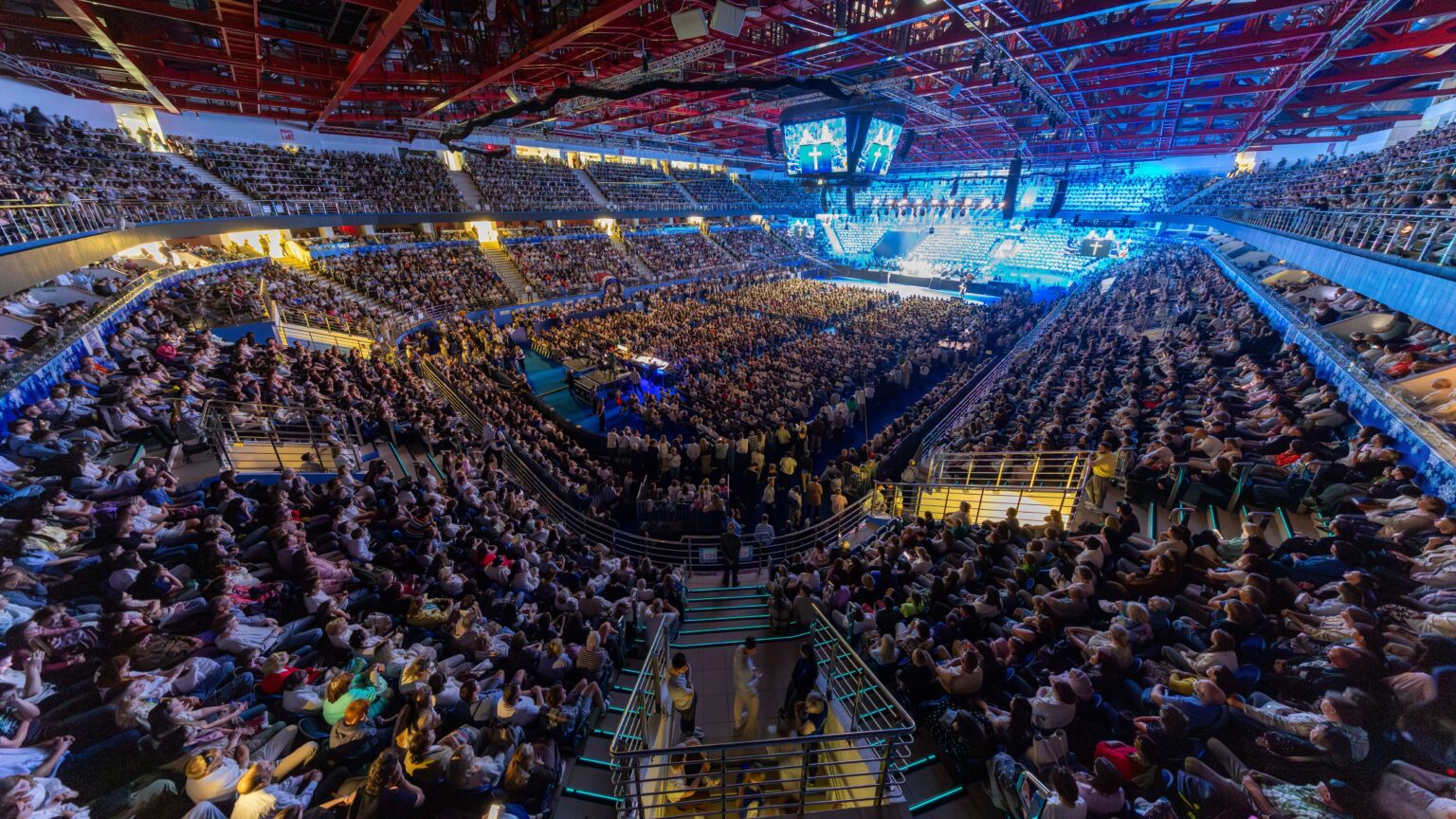 ‘It’s a Miracle’: 31,000 Flock to Franklin Graham Event in Biggest Belarus Evangelistic Rally Ever 'It's a Miracle': 31,000 Flock to Franklin Graham Event in Biggest Belarus Evangelistic Rally Ever