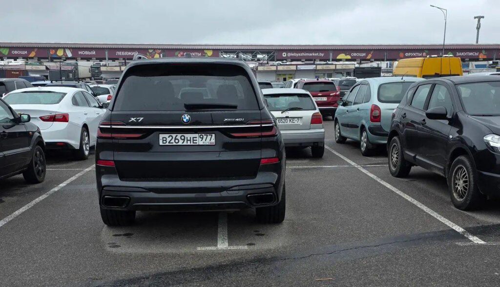 What do you think about drivers who use two parking spaces for one car?