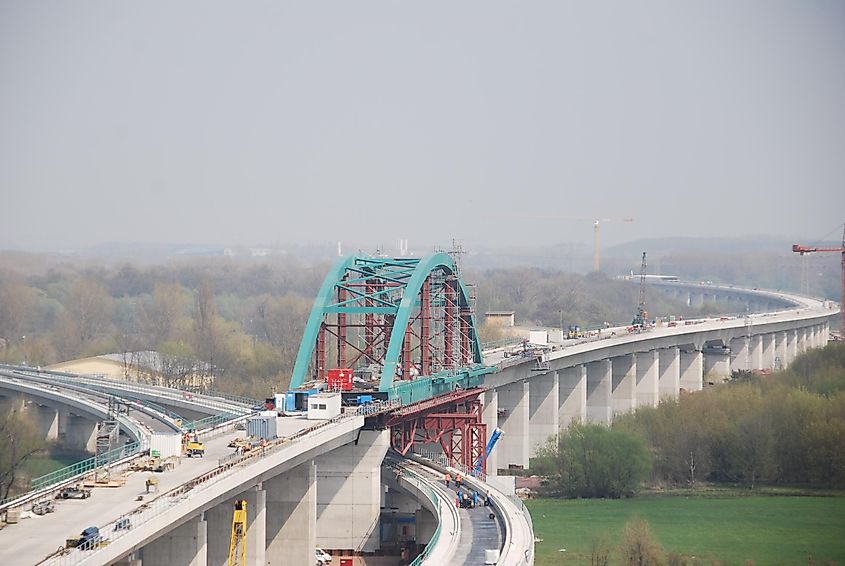 The Saale-Elster Viaduct under construction in Germany