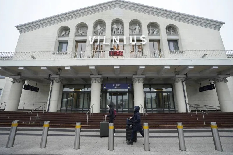 Lithuania’s Vilnius airport suspends flights due to drone warning AP News