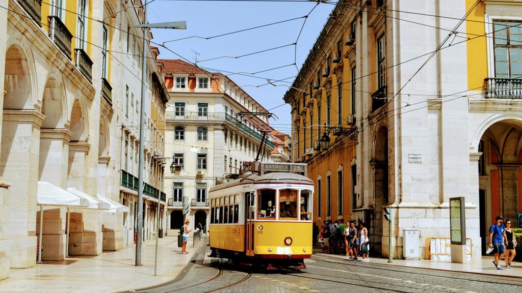 Brussels cuts Portugal growth forecast