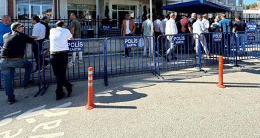 It was revealed that a 13-year-old girl was abused by 36 different men in Bartın. While the prosecutor's office arrested 33 attackers, it decided to apply "judicial control provisions" to 3 attackers.