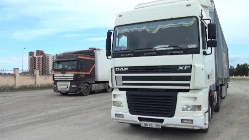 Azerbaijan sends exports to Armenia through official customs process Azerbaijan sends exports to Armenia through official customs process