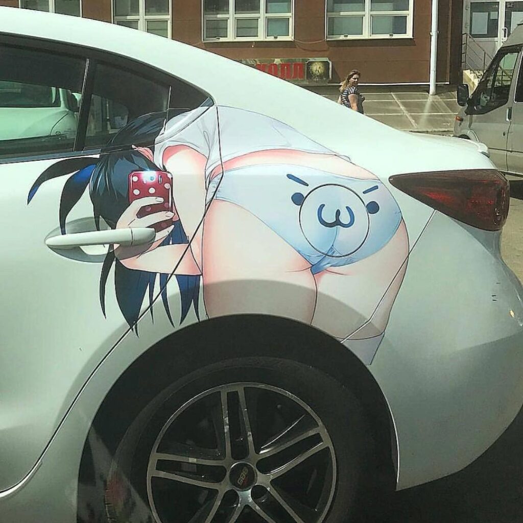 Where in Poland can I get my car wrapped in the itasha style?