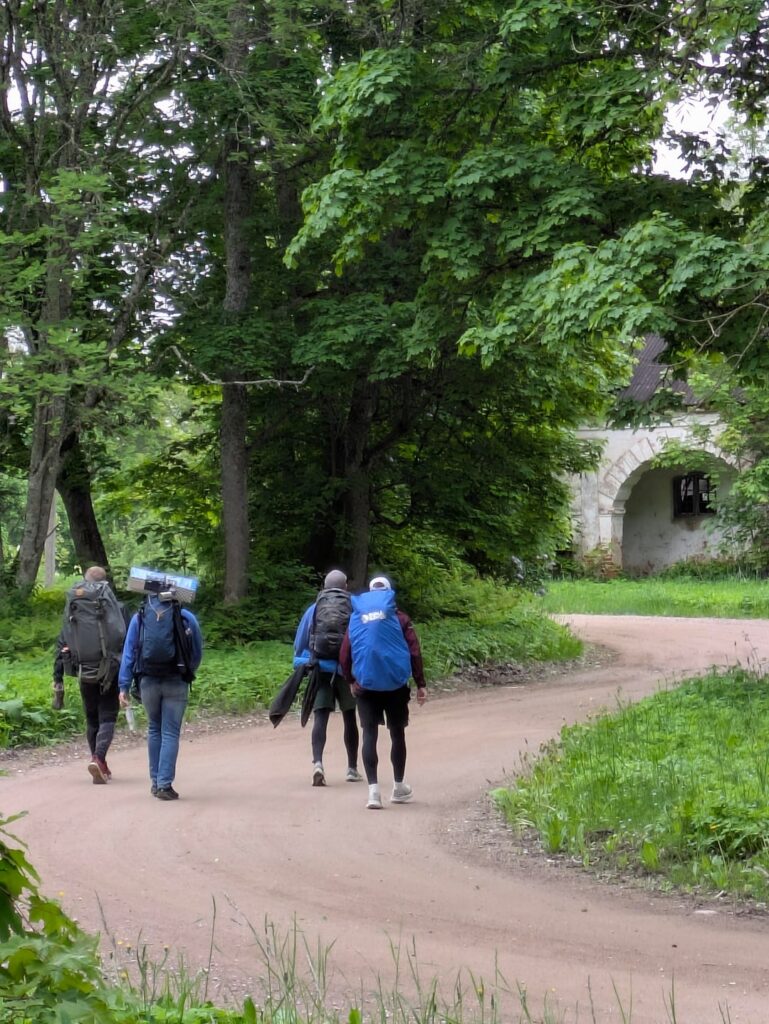 Journey to the Men's Dance Party: Day 2 - 28 km, 36k steps - Kasepää