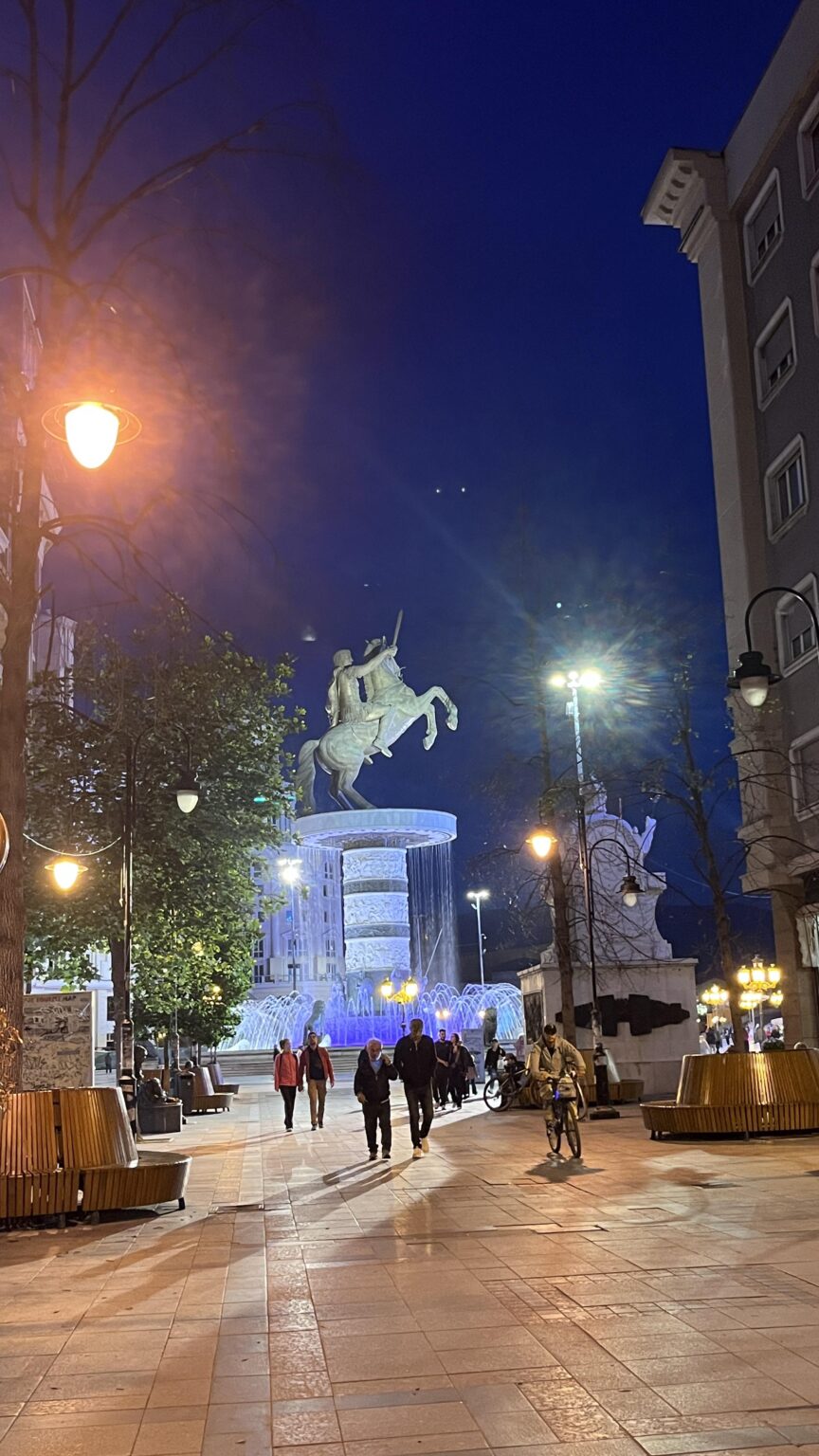 Good evening skopje!!!😝