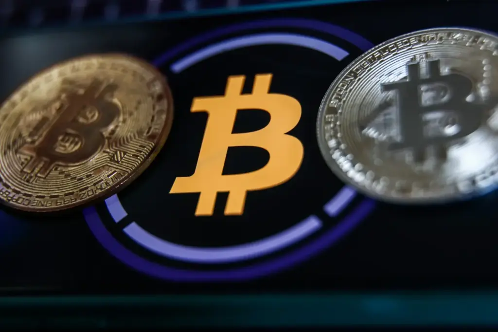 ‘What Is XRP Really Doing?’: Helius Founder Says Zcash Mispriced Below XRP, BNB — Targets 10% Of Bitcoin’s Market Cap Wrapped Bitcoin logo displayed on a phone screen and representation of Bitcoin are seen in this illustration photo taken in Krakow, Poland on June 10, 2022. (Photo by Jakub Porzycki/NurPhoto via Getty Images)