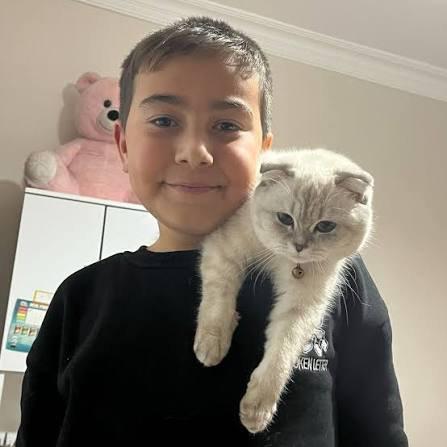 Mustafa, who was seriously injured in the Kahramanmaraş school attack and underwent brain surgery, opened his eyes after 33 days of waiting.