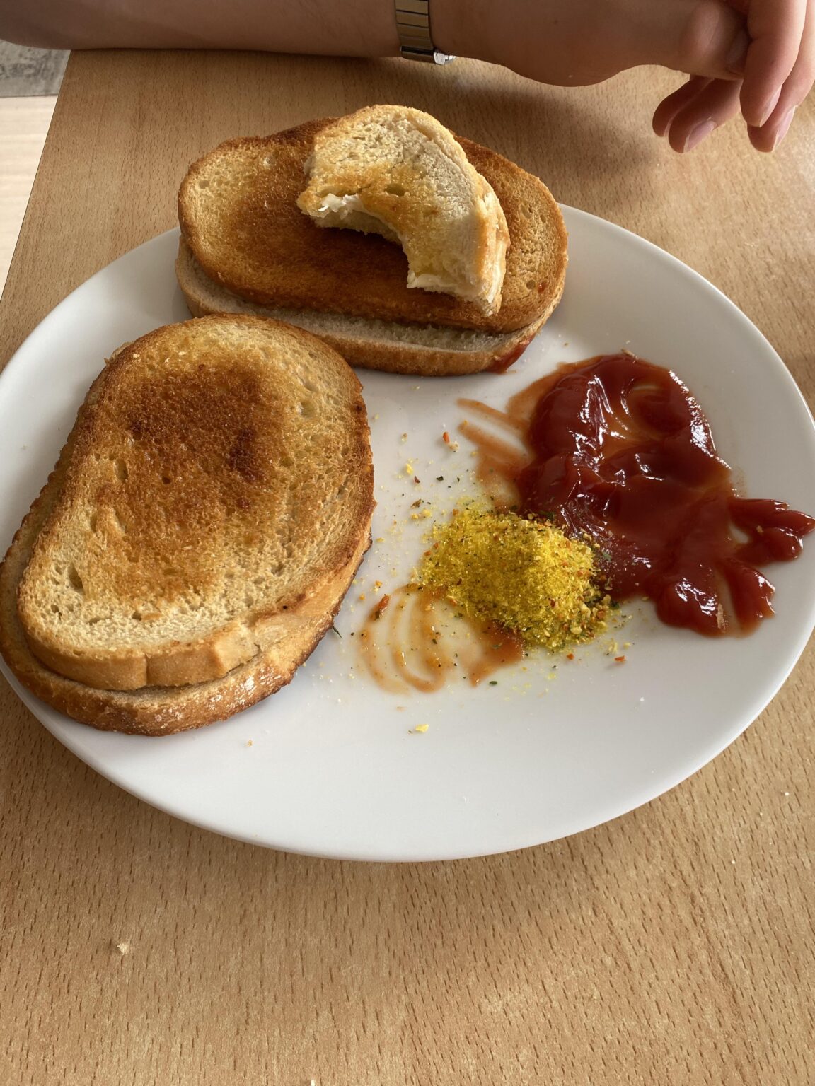 My Norwegian boyfriend eats vegeta like this😳