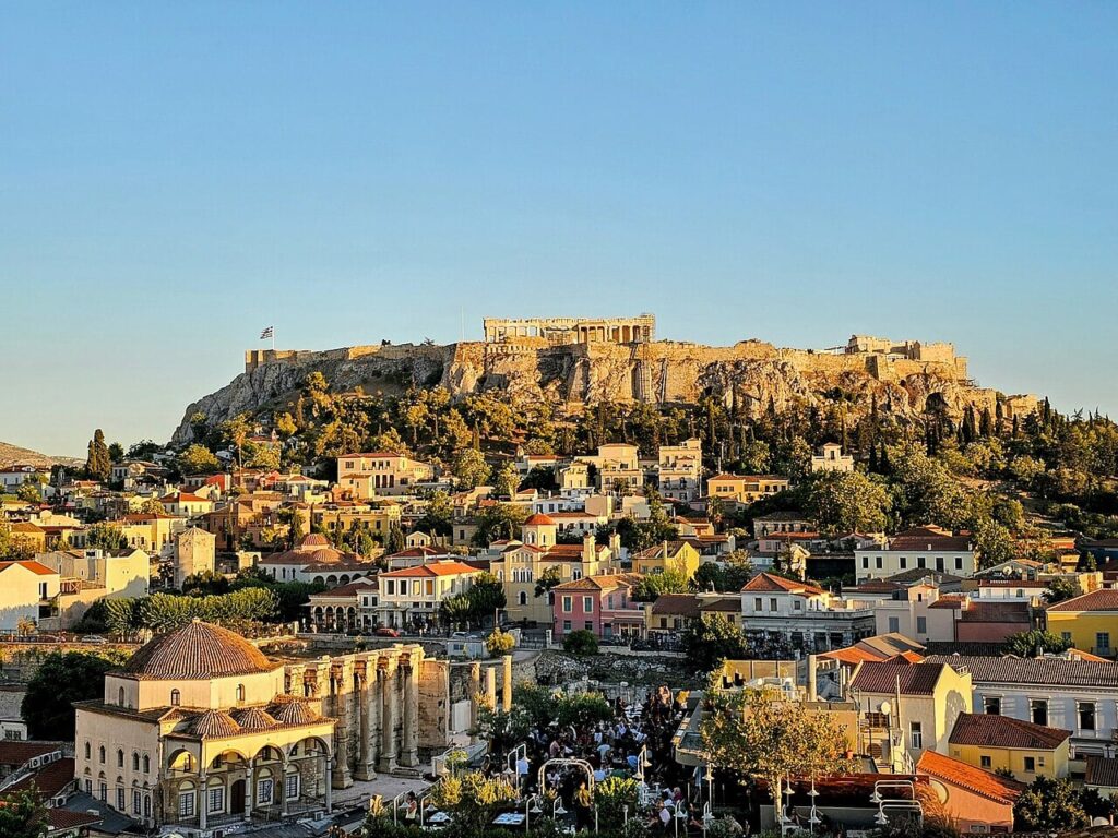 Greece’s Public Sector Owes Nearly $4.5 Billion to Suppliers and Taxpayers Greece’s Public Sector Owes Nearly $4.5 Billion to Suppliers and Taxpayers