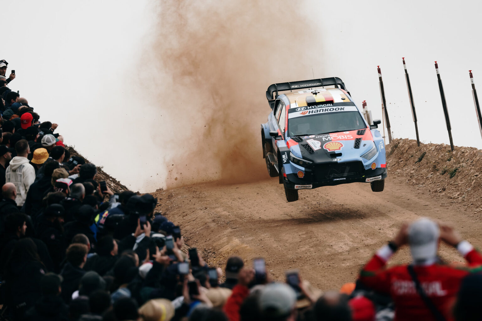 Thierry Neuville leads Rally de Portugal after dramatic penultimate stage Thierry Neuville leads Rally de Portugal after dramatic penultimate stage