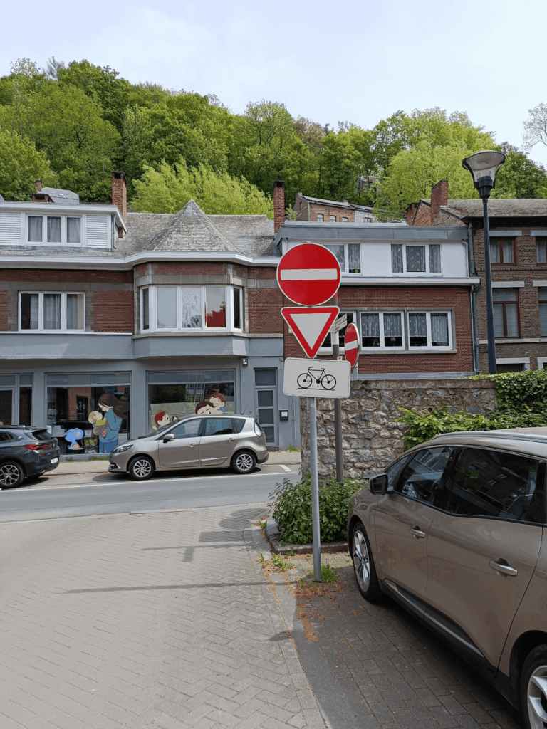 Belgian traffic signs are insane