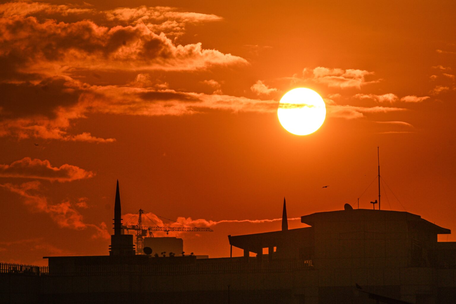 Up to 32°C on Sunday: MeteoLux issues heat warning for the south of Luxembourg Up to 32°C on Sunday: MeteoLux issues heat warning for the south of Luxembourg