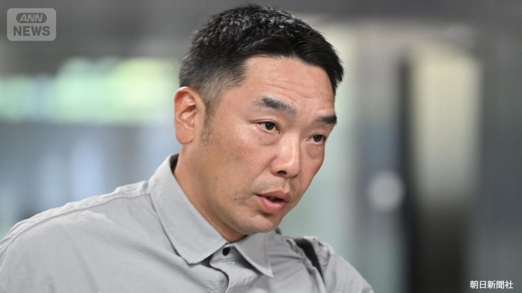 Shinnosuke Abe, manager of the Yomiuri Giants, has been arrested in Tokyo for punching and strangling his 18-year-old daughter. The team is considering disciplinary action.