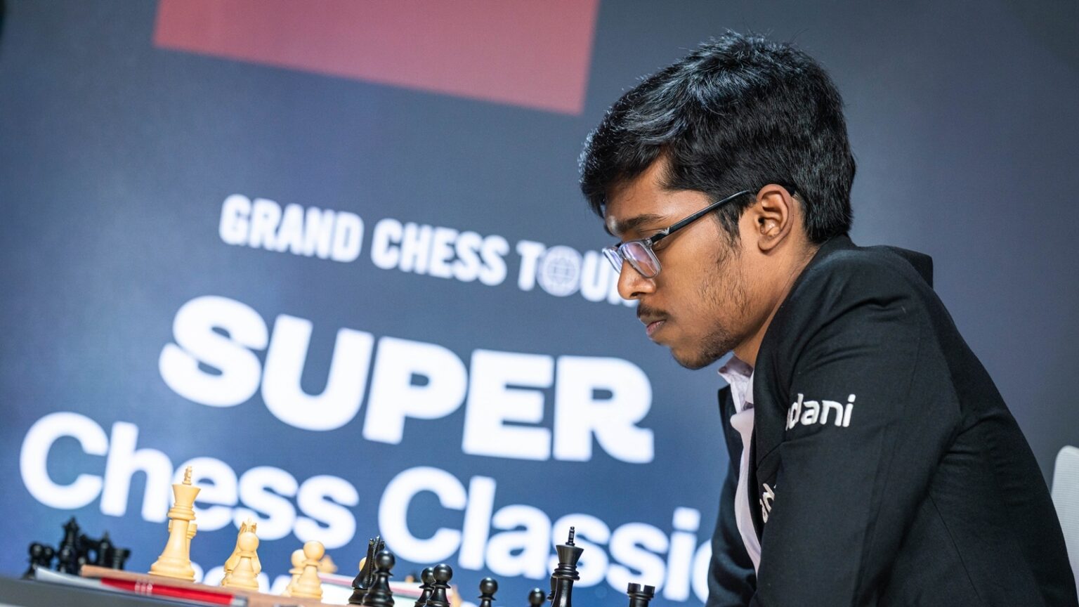 Pragg and van Foreest were part of the five-player leading pack heading into the fourth round, but the draw ensured they are half a point behind the tournament leader Vincent Keymer. (Pic Credit: Lennart Ootes)