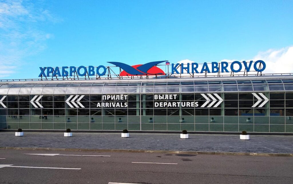 Drones Reach Kaliningrad: Khrabrovo Airport Halts Operations for the First Time