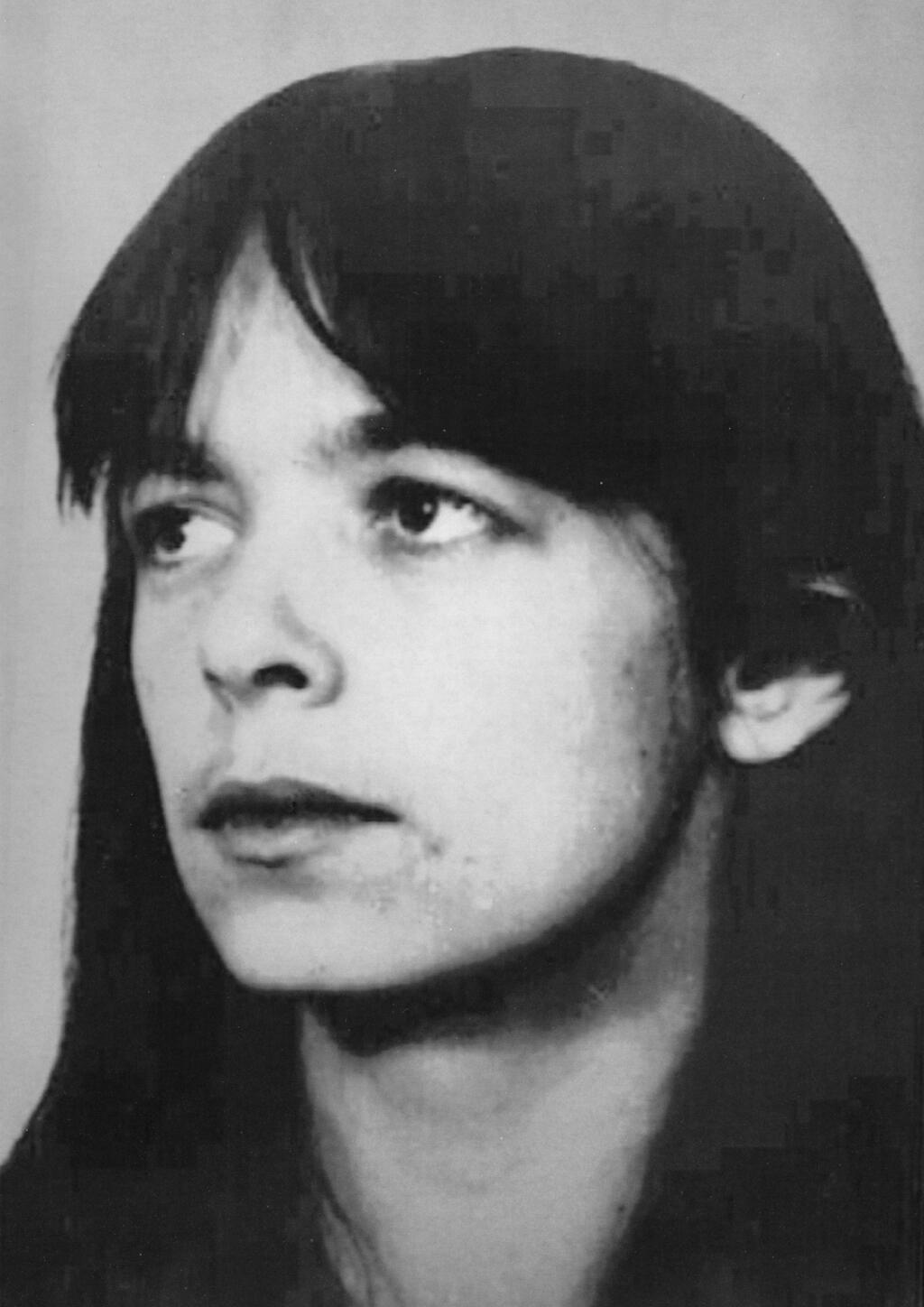 Captured in a photo released by German police in 1993 (Photo: AP) גרמניה דניאל קלטה מבוקשת סיעת הצבא האדום תמונה שהמשטרה פרסמה ב 1993