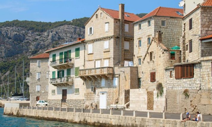 Croatian hotels and holiday rentals targeted by fake booking scams ahead of summer season Croatian hotels and holiday rentals targeted by fake booking scams ahead of summer season