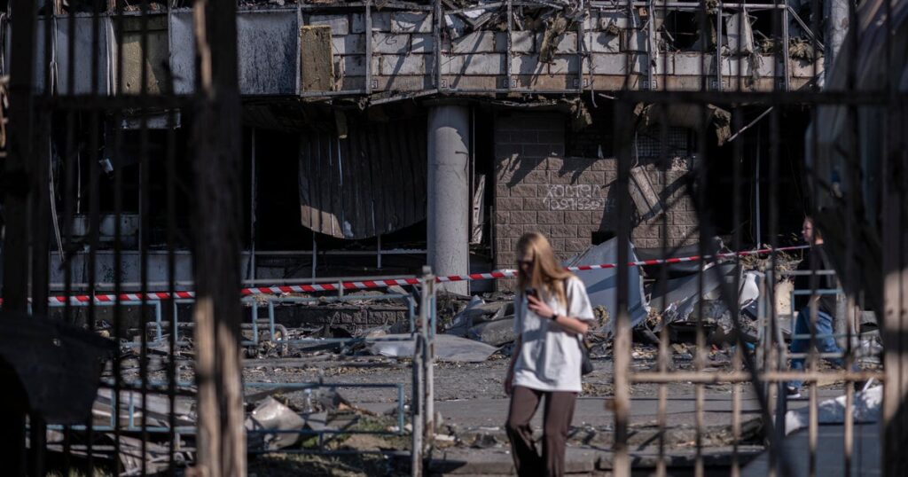 Is a shift “in favor of Ukrainian forces” behind a Russian warning to foreigners in Kyiv? Is a shift "in favor of Ukrainian forces" behind a Russian warning to foreigners in Kyiv?