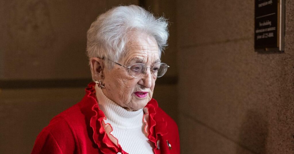 GOP Rep Humiliates Boy, 10, for Writing Letter About Electric Cars