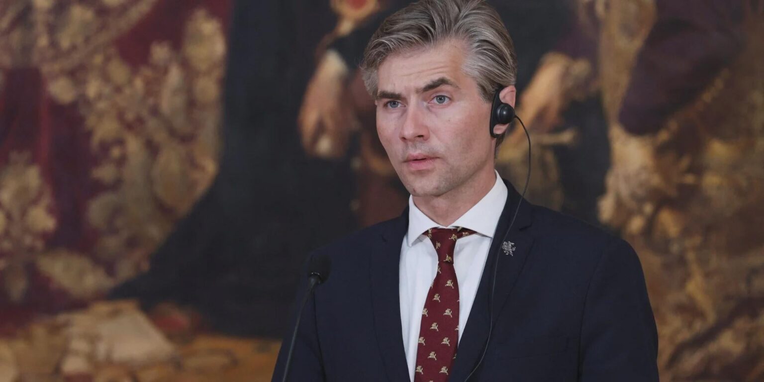 NATO capable of “razing Russian bases to the ground” in Kaliningrad