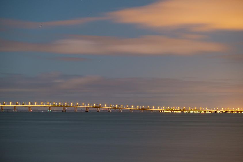 The Leziria Bridge in Portugal at night
