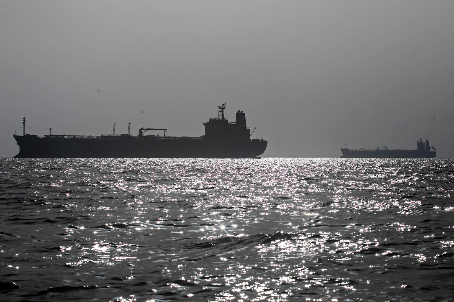 Few Foreign Ships Seen in Hormuz Amid Reports of Iran’s Insurance Plan