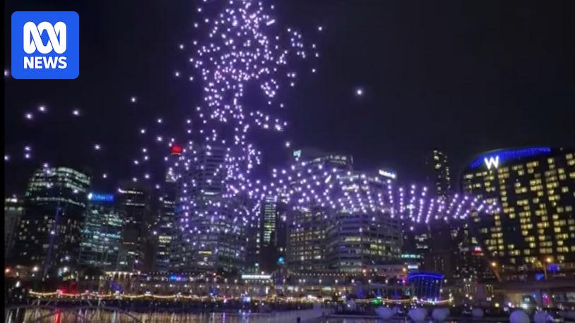 How did almost 90 drones crash during Sydney's Vivid festival?