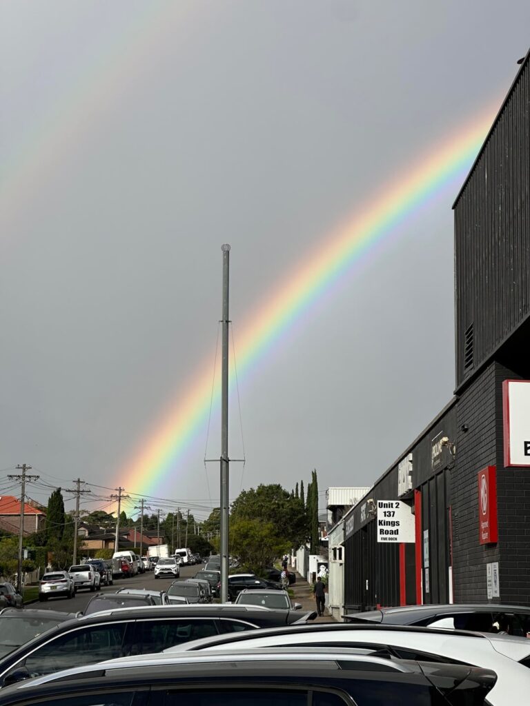 Anyone else seeing this beauty right now?