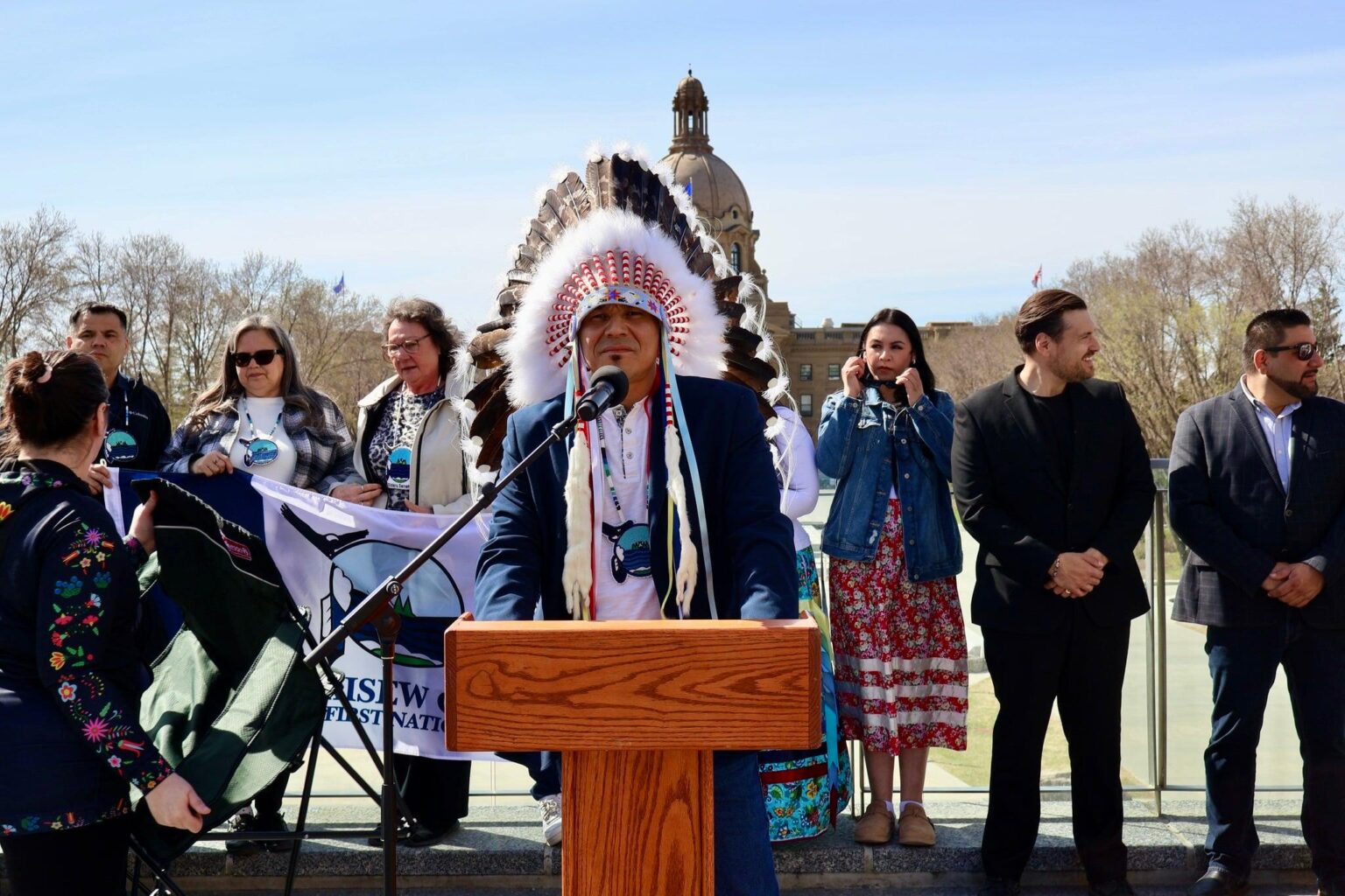 Mikisew Cree suing Alberta, Canada over oilsands impacts