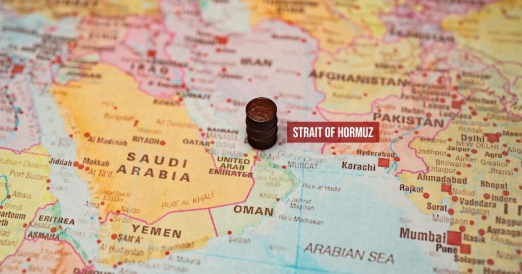 World oil reserves are depleting at an unprecedented rate due to the blockade of the Strait of Hormuz (SIE)