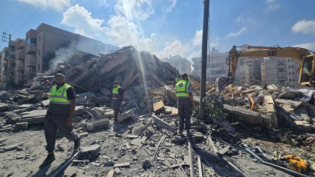 Prospects fade for imminent end to Iran war as attacks restart : NPR Prospects fade for imminent end to Iran war as attacks restart : NPR