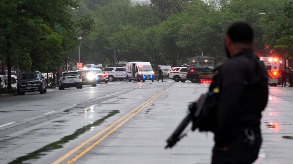 Suspect dead after opening fire near White House security checkpoint, Secret Service says : NPR